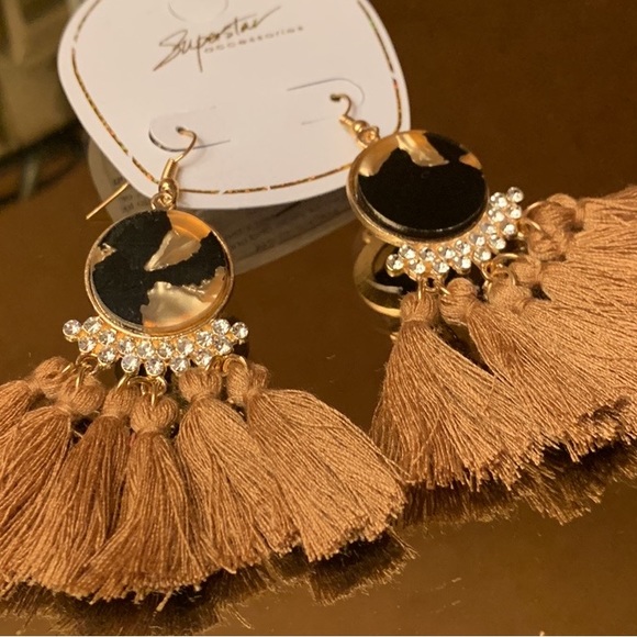 Marbled Crystal Tassel Boho 
Earrings - Picture 1 of 3